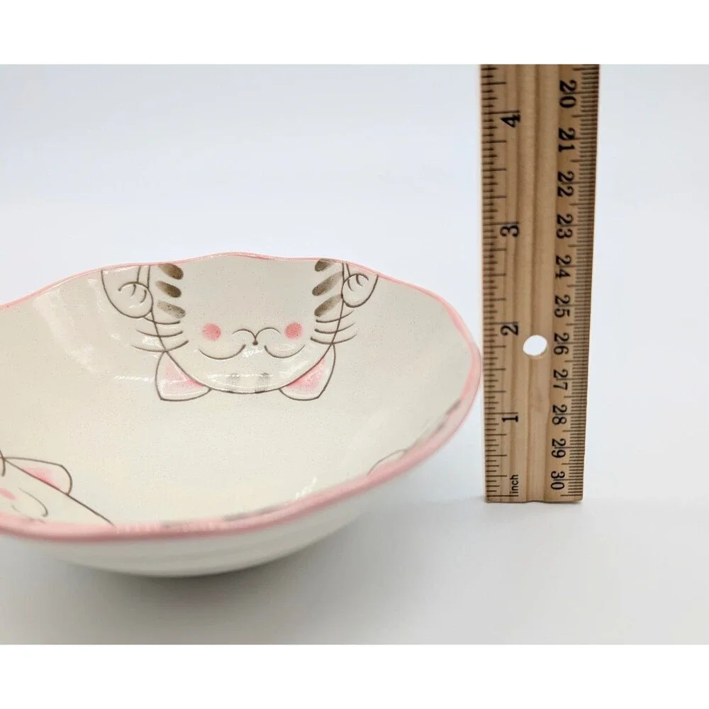 Maneki Neko Art Pottery Cat Bowl Pink Cereal Oatmeal Rice Smiling Cats 5.5